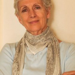 Medical Intuitive and Spiritual Healer Helps Souls Reach the Light with Gwendolyn Awen Jones